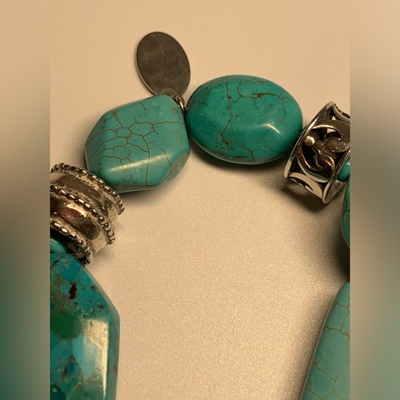 Silpada Vintage STER Compressed Turquoise, Howlite & Magnesite Stretch Bracelet - Picture 8 of 14